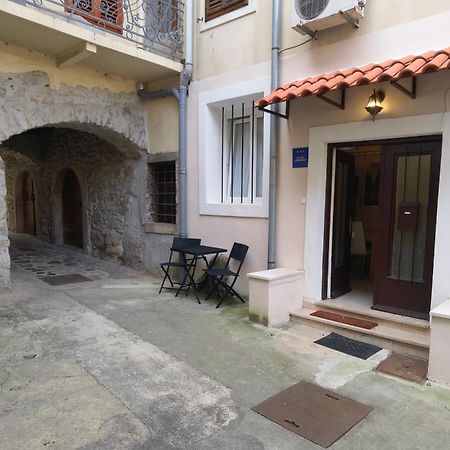 Apartment Zlatko , Ten Steps To The Sea 오파티아 외부 사진