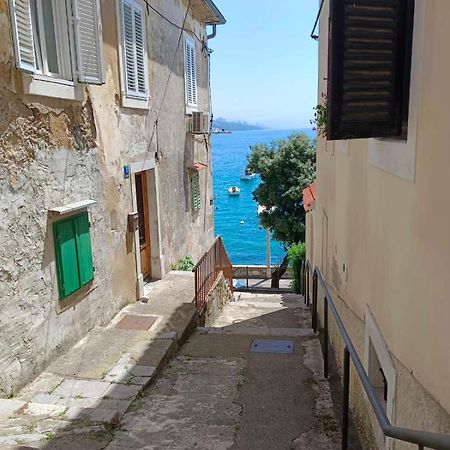 Apartment Zlatko , Ten Steps To The Sea 오파티아 외부 사진