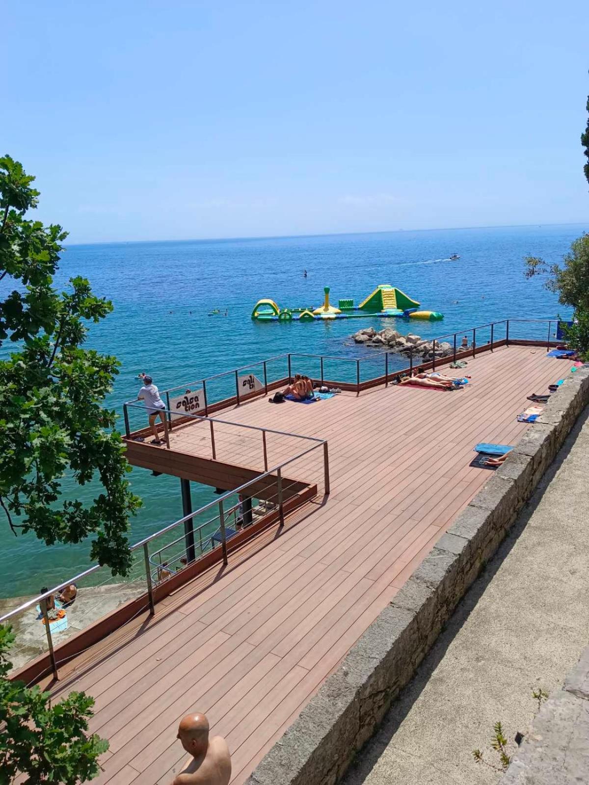 Apartment Zlatko , Ten Steps To The Sea 오파티아 외부 사진